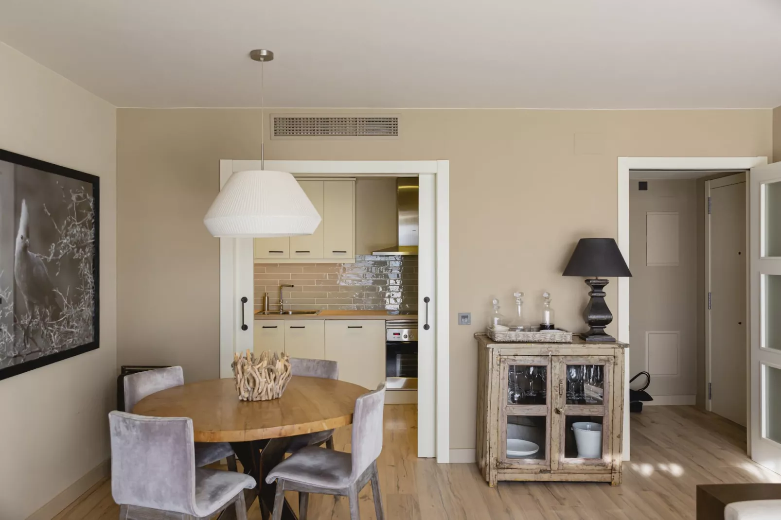 RESID.GOLF 28 2-1-Dining room