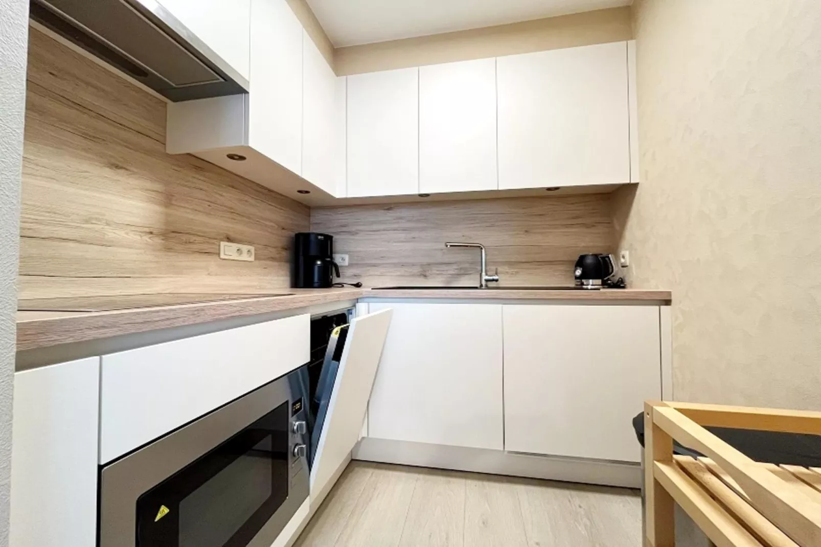 RESIDENTIE PICKWICK 0201-Kitchen