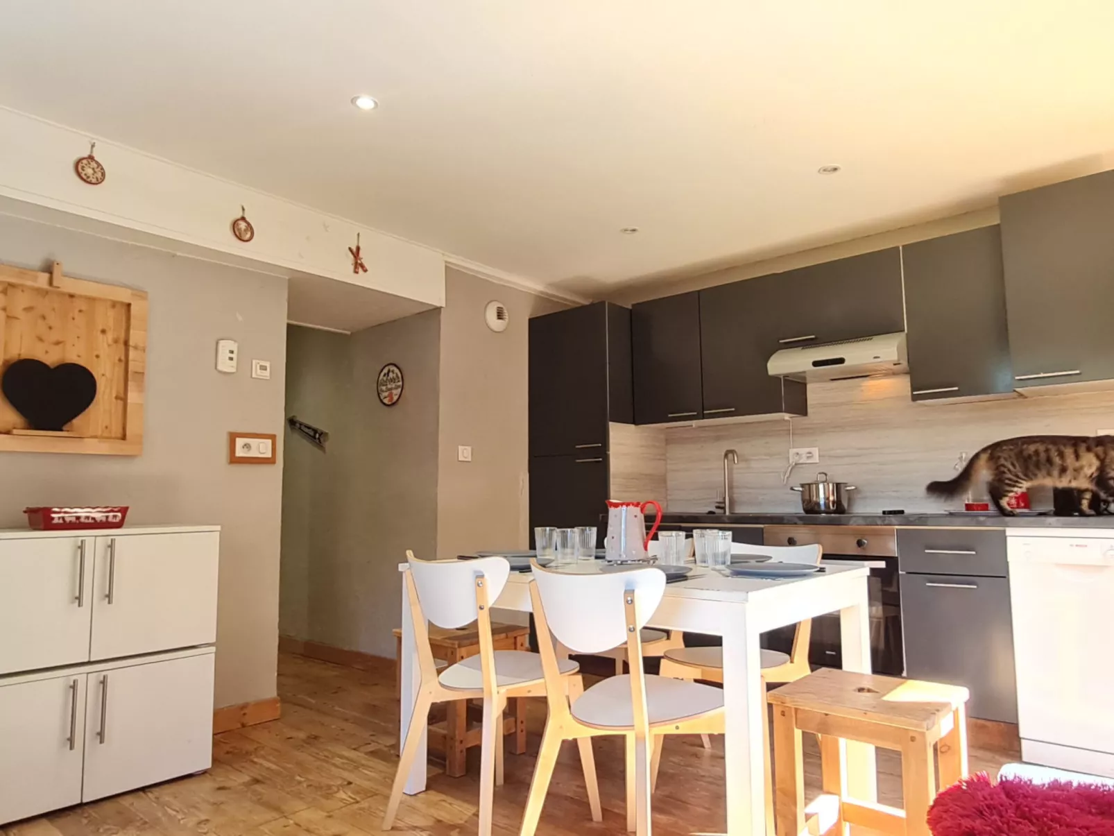 Chalet Coop-Inside