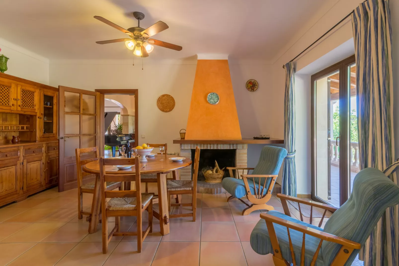 Palleta S'Horta, Finca 5StarsHome Mallorca-Dining room