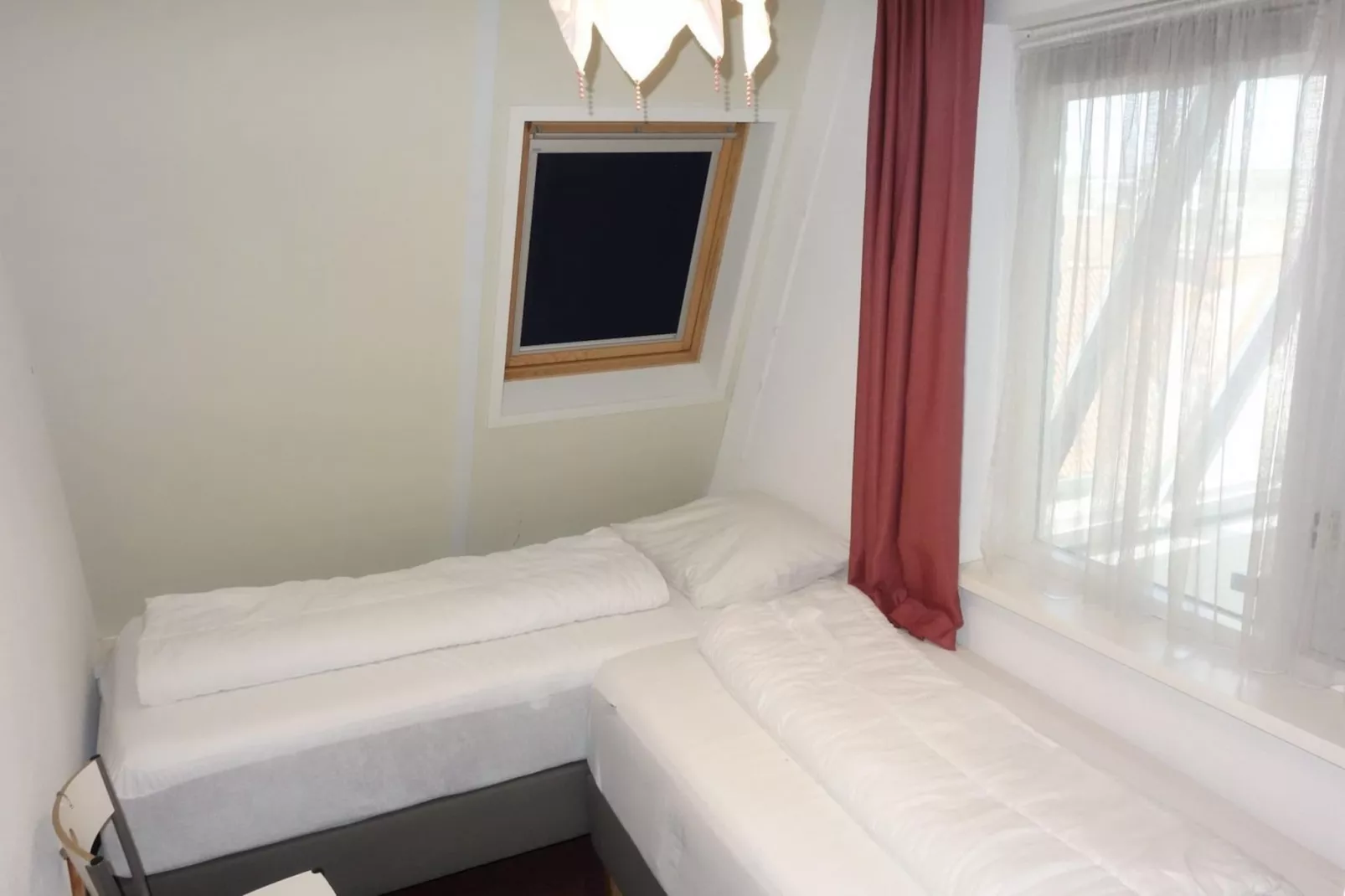 Beach 15-20-Bedroom