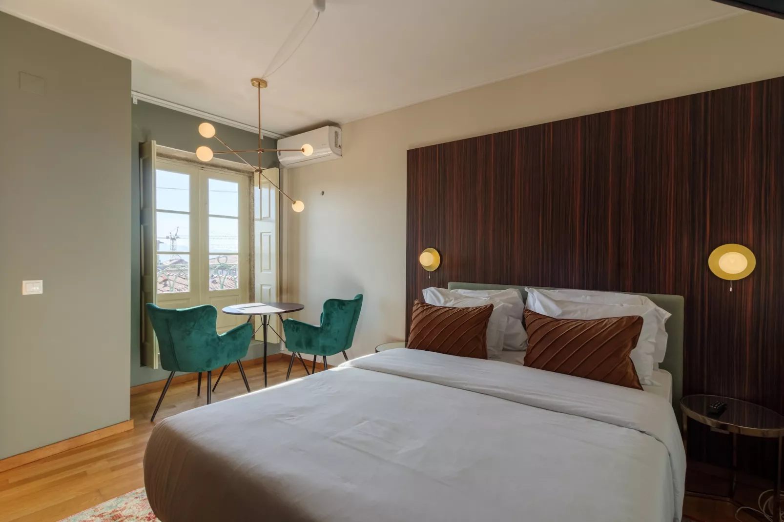 YOUROPO - Clérigos 3B-Bedroom