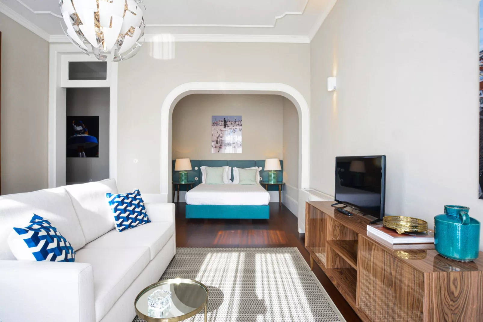 YOUROPO - Market 2B-Living room