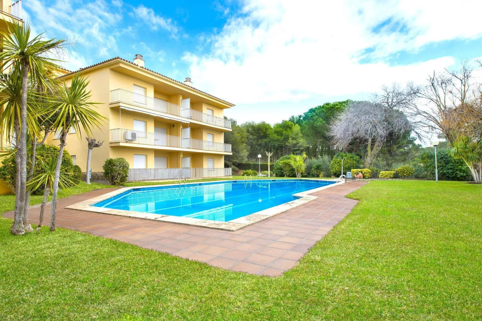 Cenit A-1-Pool