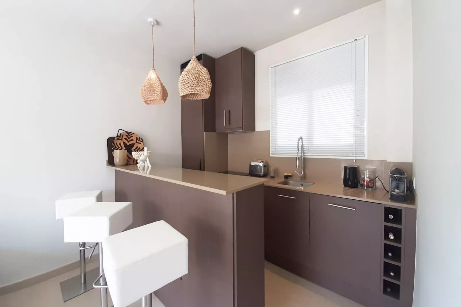Miranda 2-Kitchen