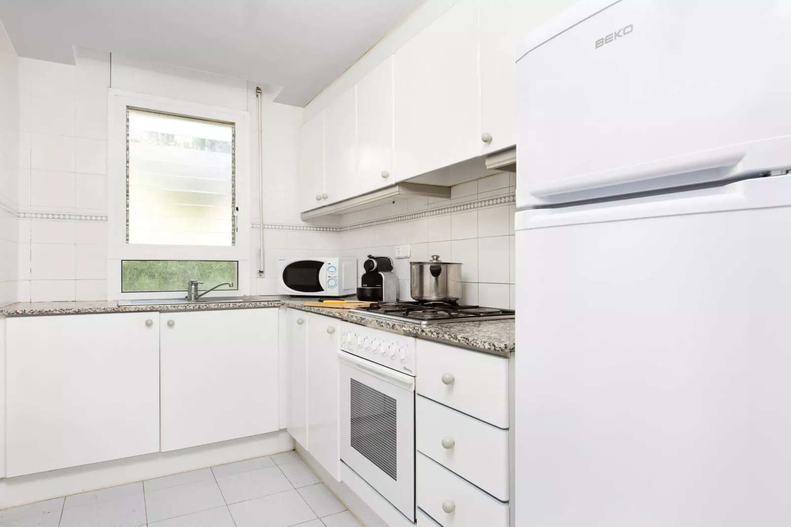 Open Pals - T-Kitchen