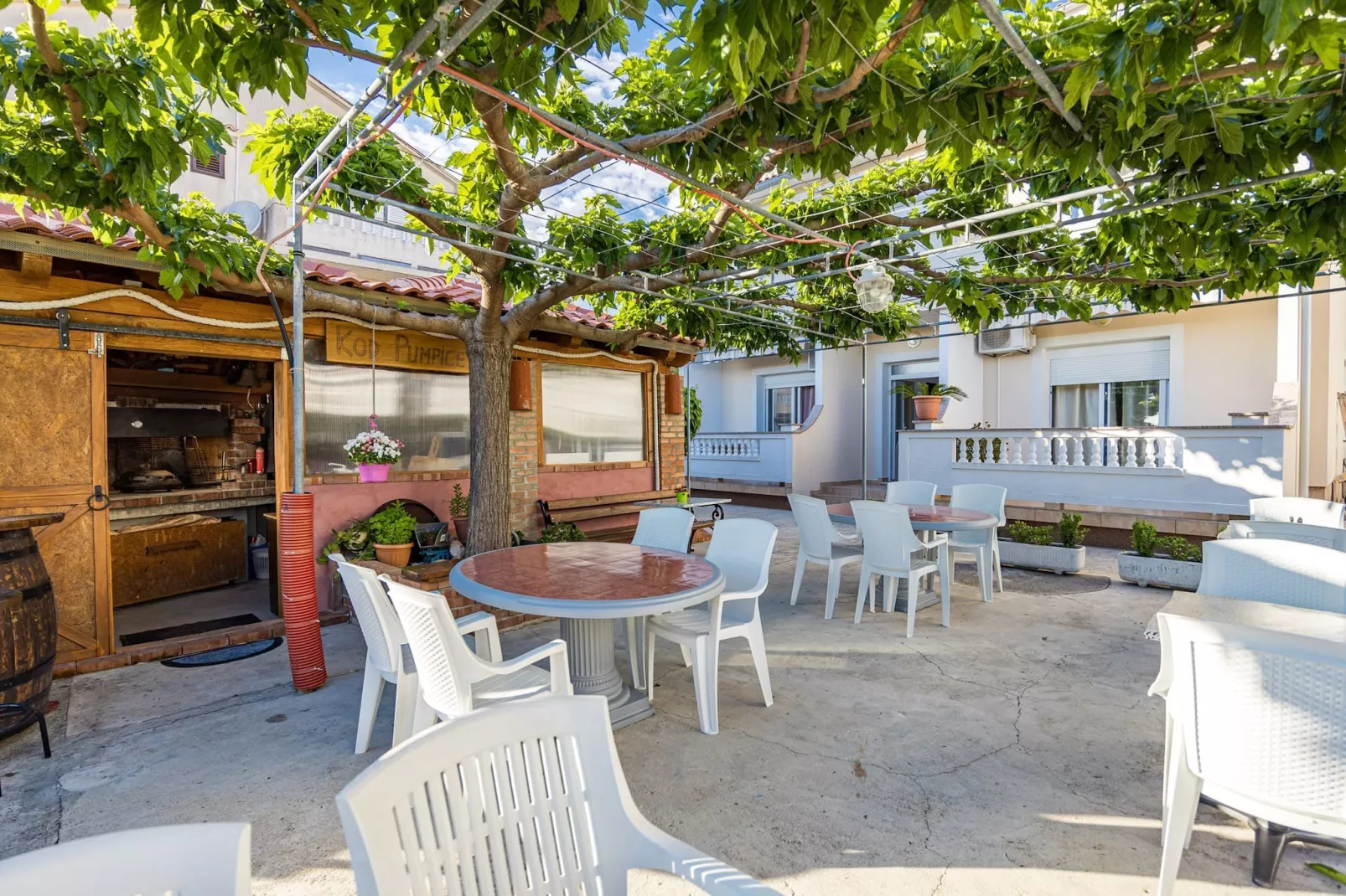 Apartments Jurica - Apt 4 with Sea View-Gärten Sommer