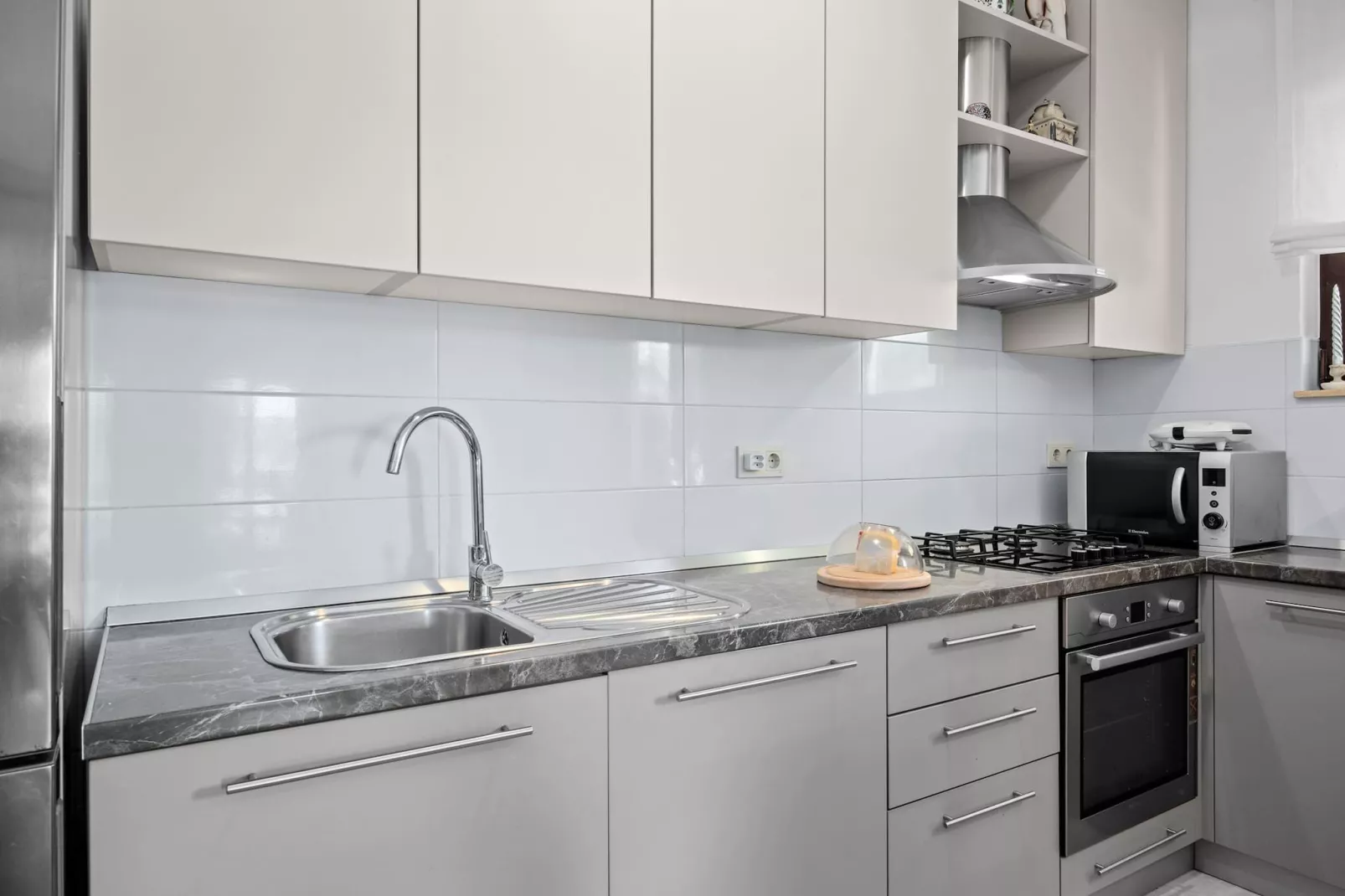 Anamar - Three Bedroom Apartment-Kitchen