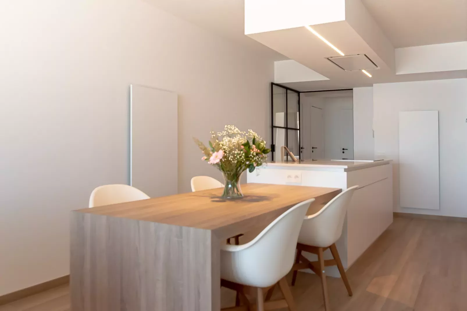 Exception 0801-Dining room