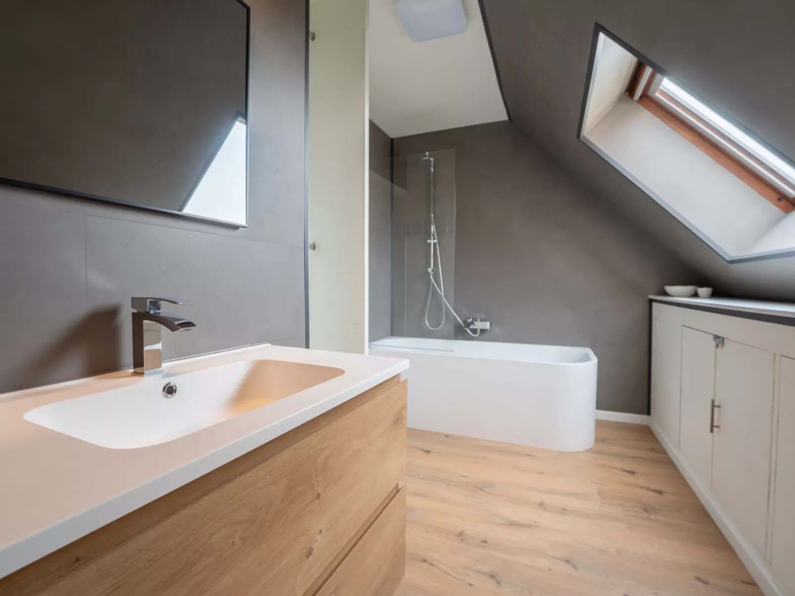 SeaRise with lateral sea view & parking-Drinnen