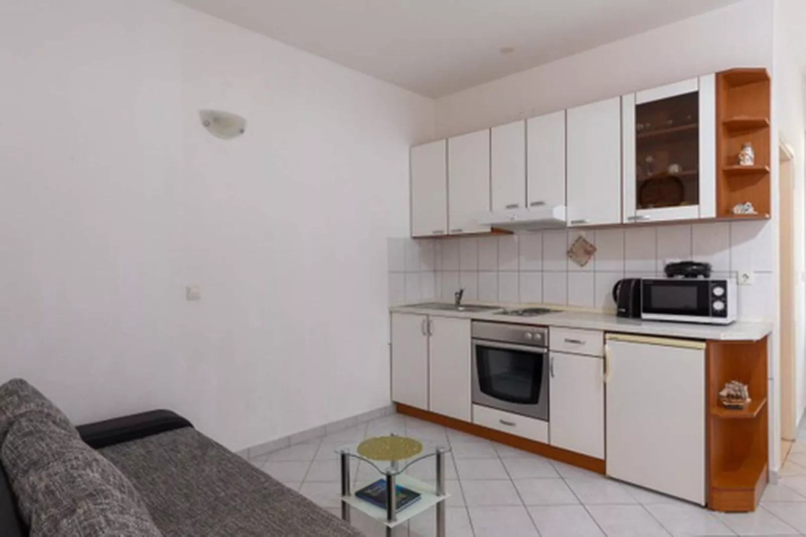 House Rašica - One Bedroom Apartment with Terrace and Sea view (2)-Kitchen