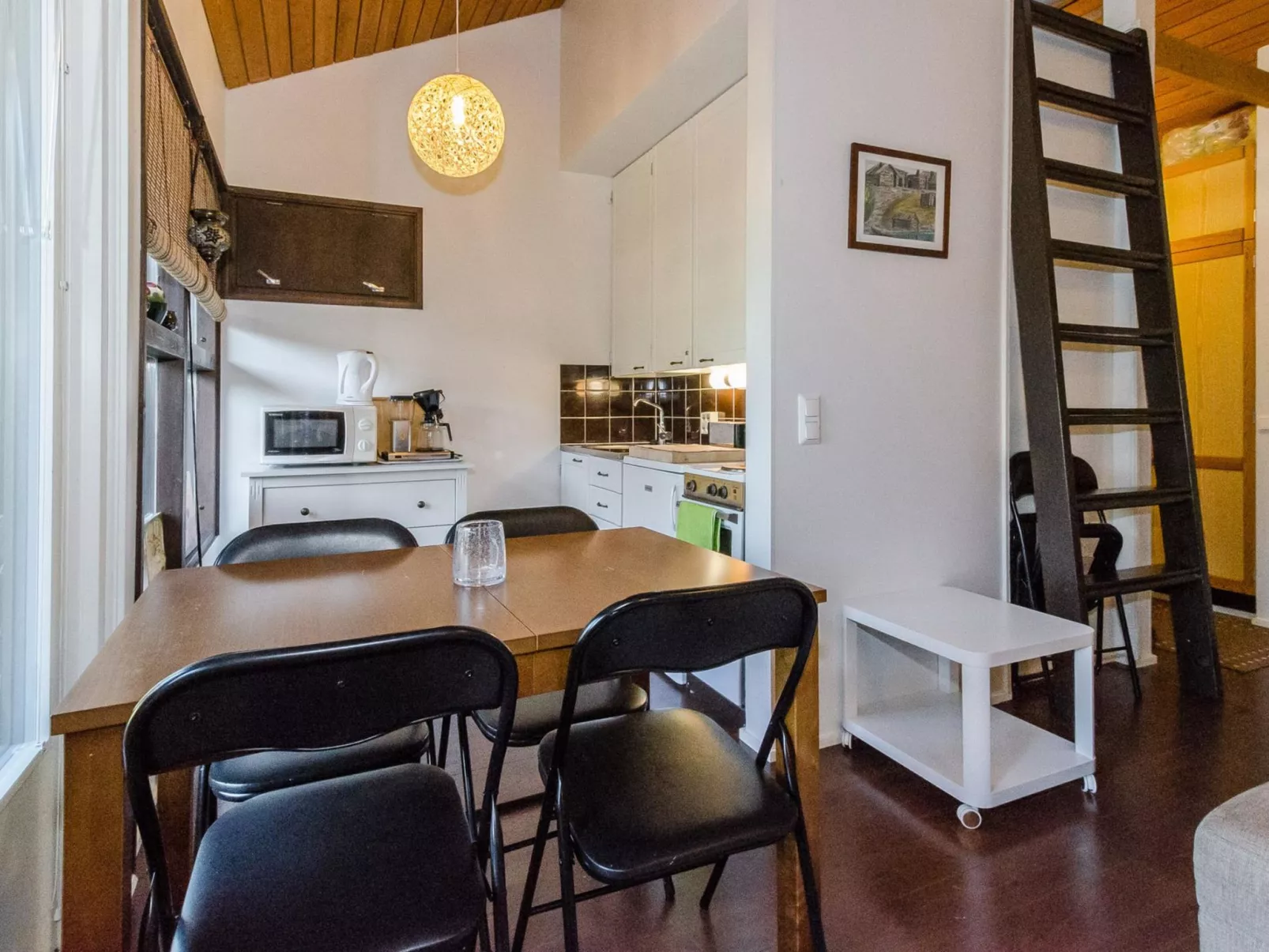 Säästöloma 5 c 10 by bomba-Inside