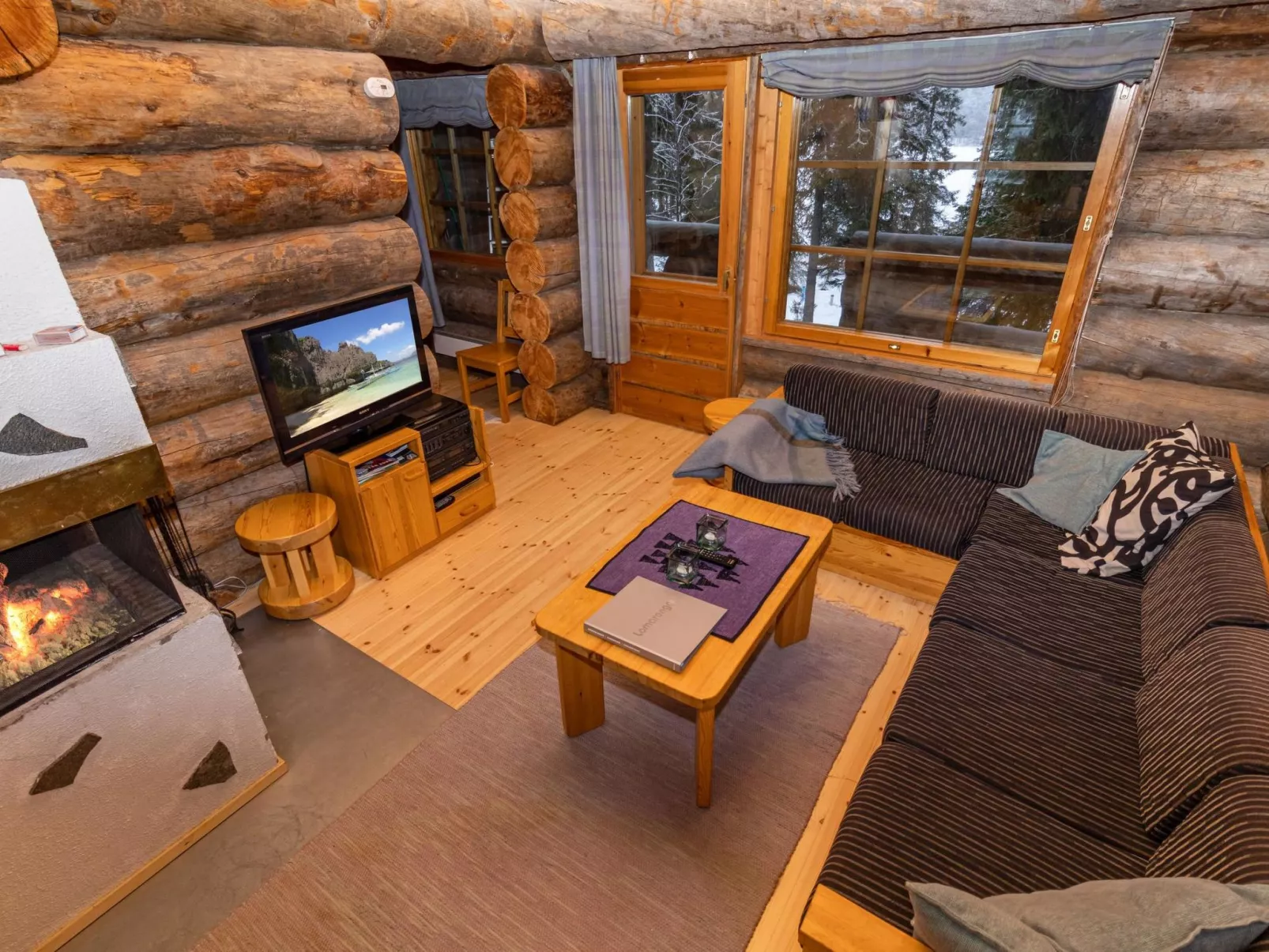 Aurinko-ruka c6-Inside
