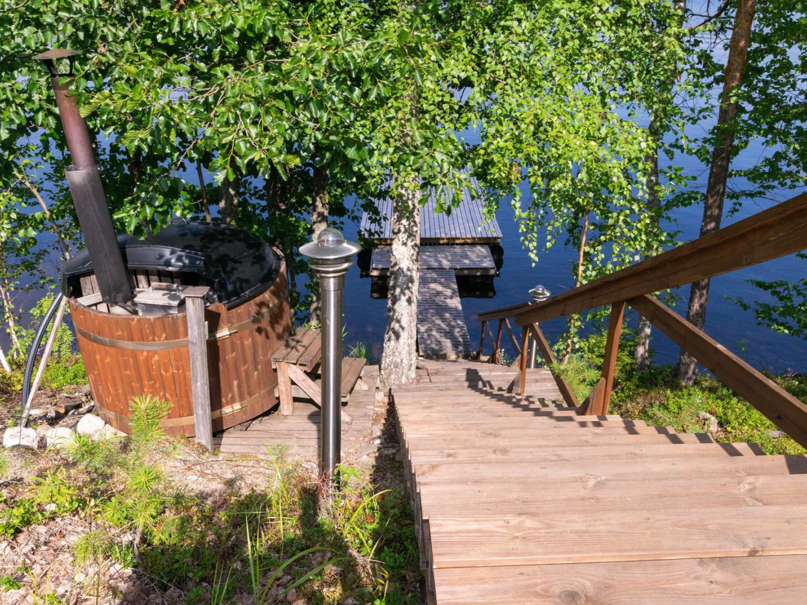 Hot pool cottage iitu