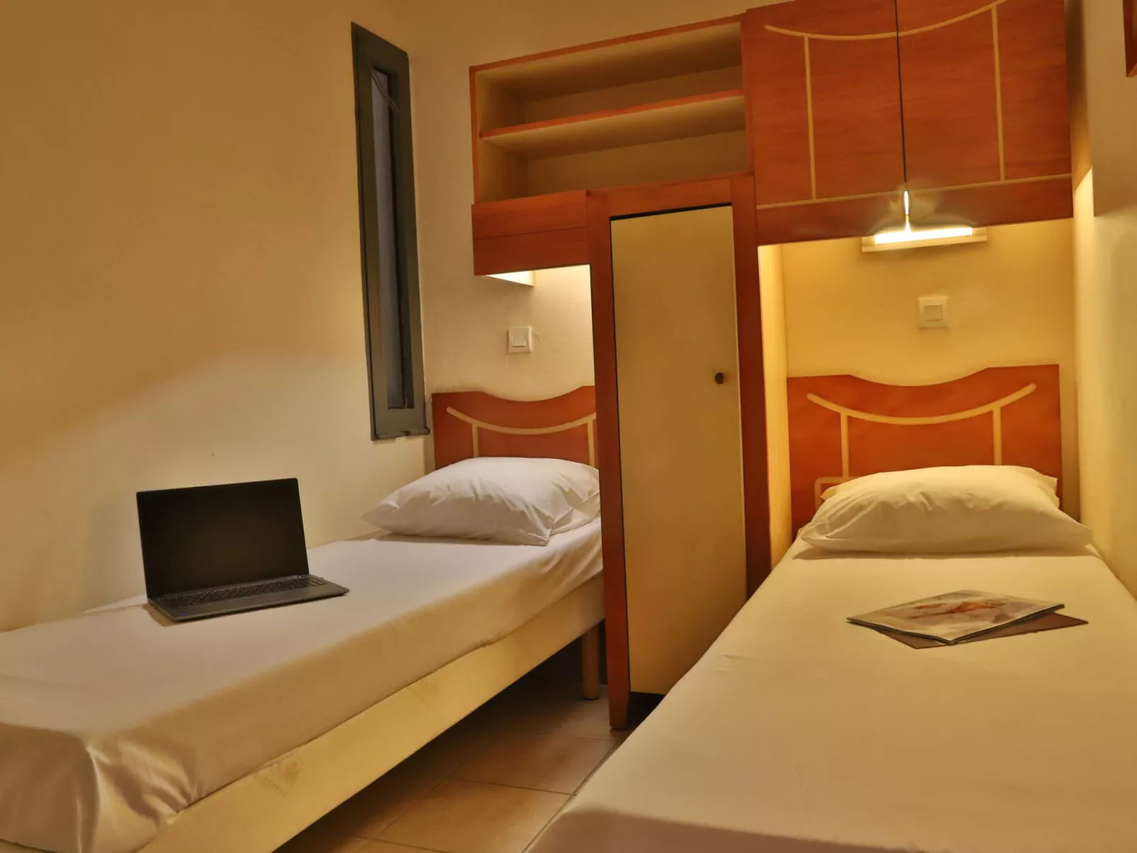 Le Vallon-Inside