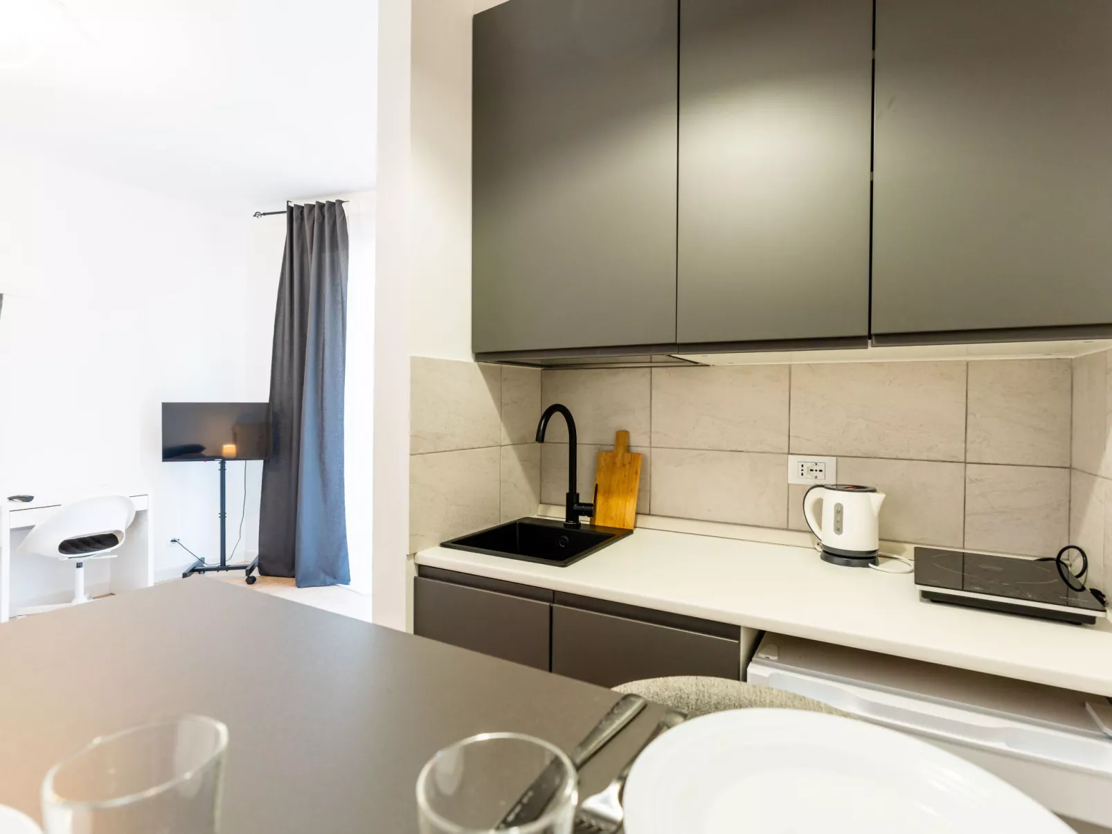Modern Studio Nest