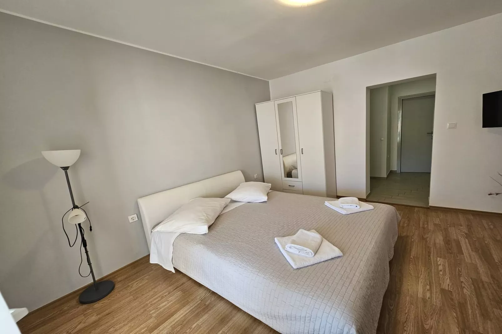 Apartments Miro - studio apartment