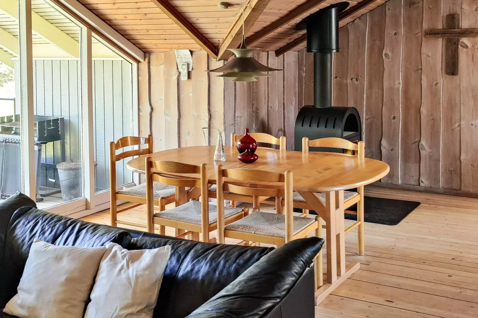 Charming Cottage Retreat-By Traum-Indoor