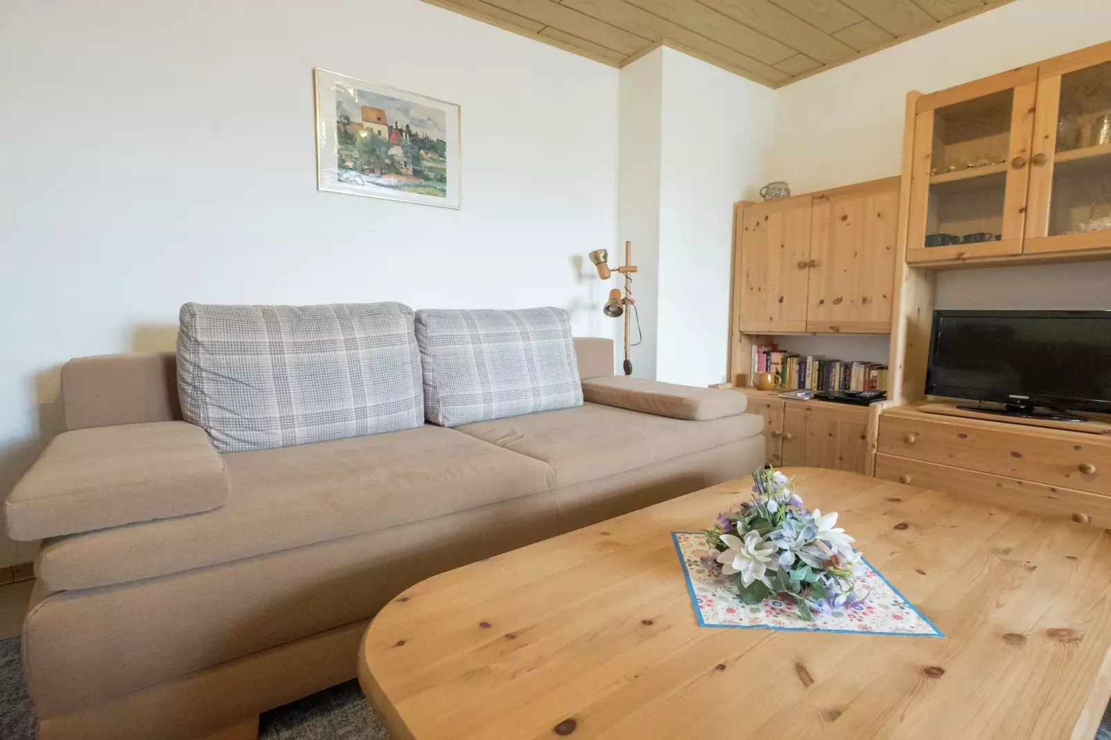 Am Berg-Living room