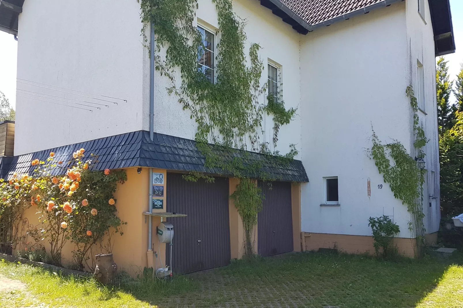 Zauberberg-Exterior summer