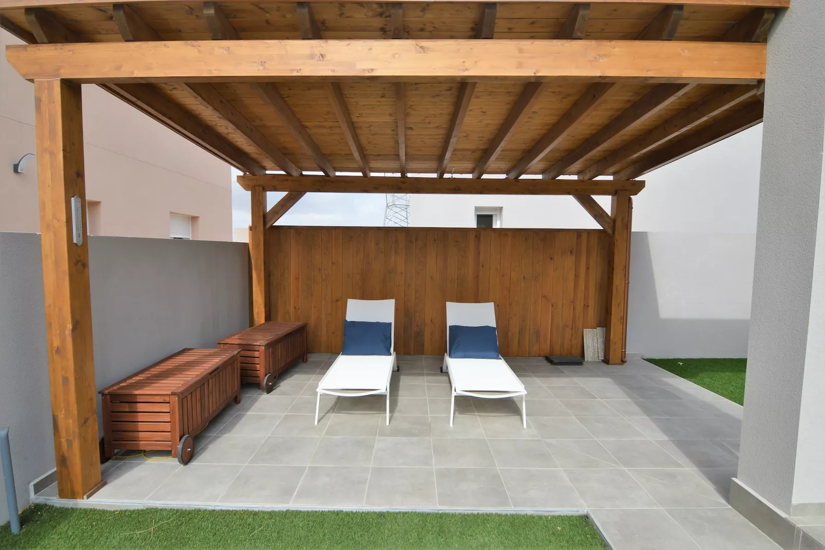 Casa Theunissen-Gardens summer