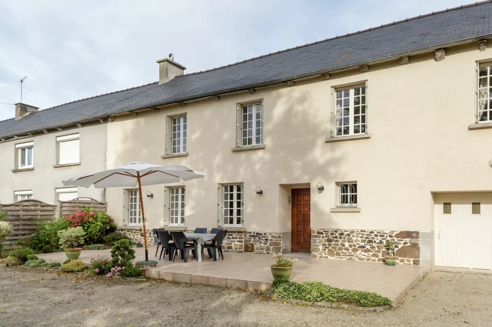 Jolie maison en pays de Rance-Extérieur été