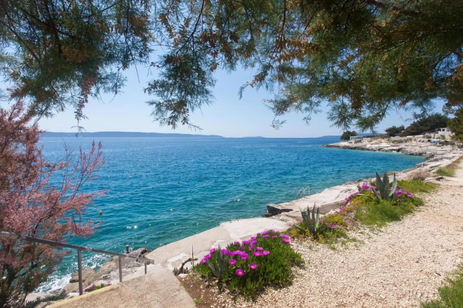 Apartment Petra-Areas summer 20km