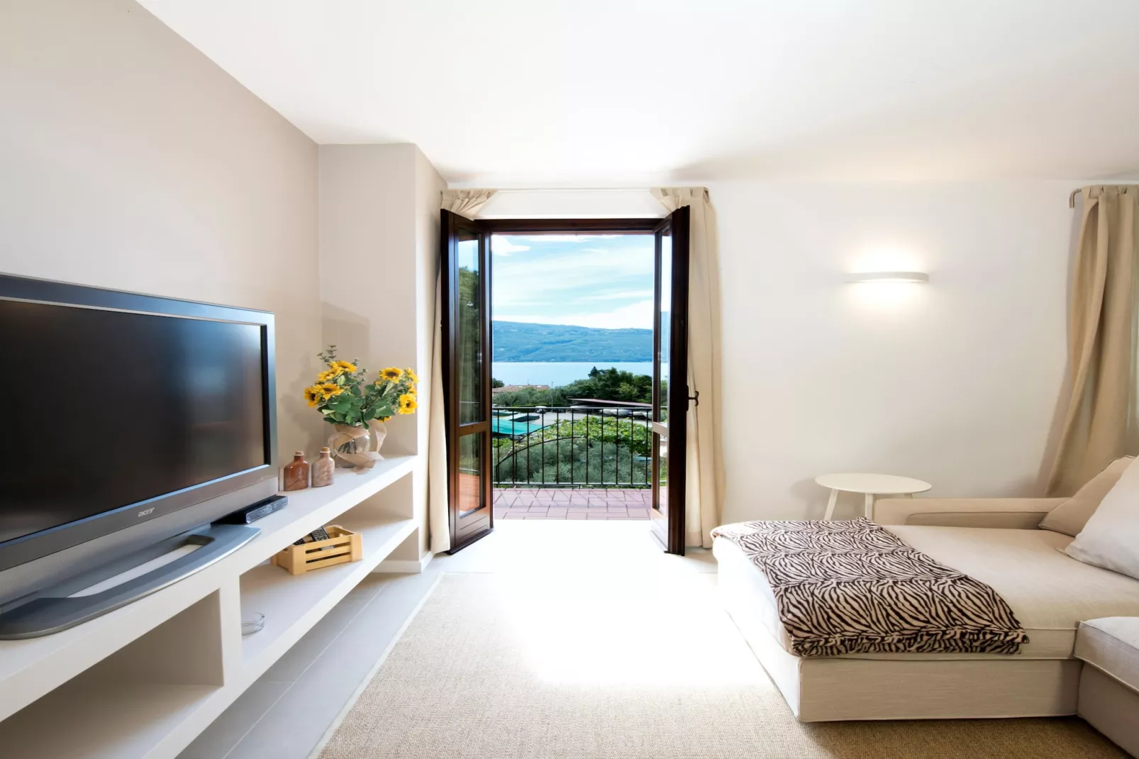 Apartment Limone Residence Nautic Resort San Carlo Gargnano-Quadrilo 110qm-Schlafzimmer