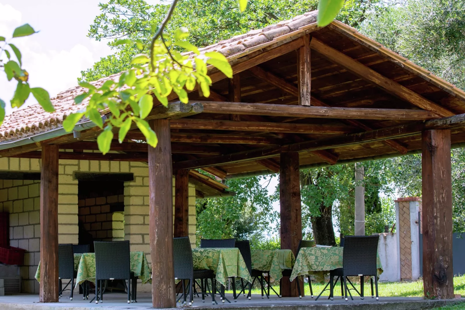 Ulivo-Terrace balcony