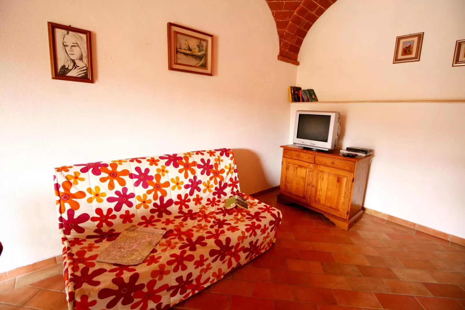 Terra-Living room