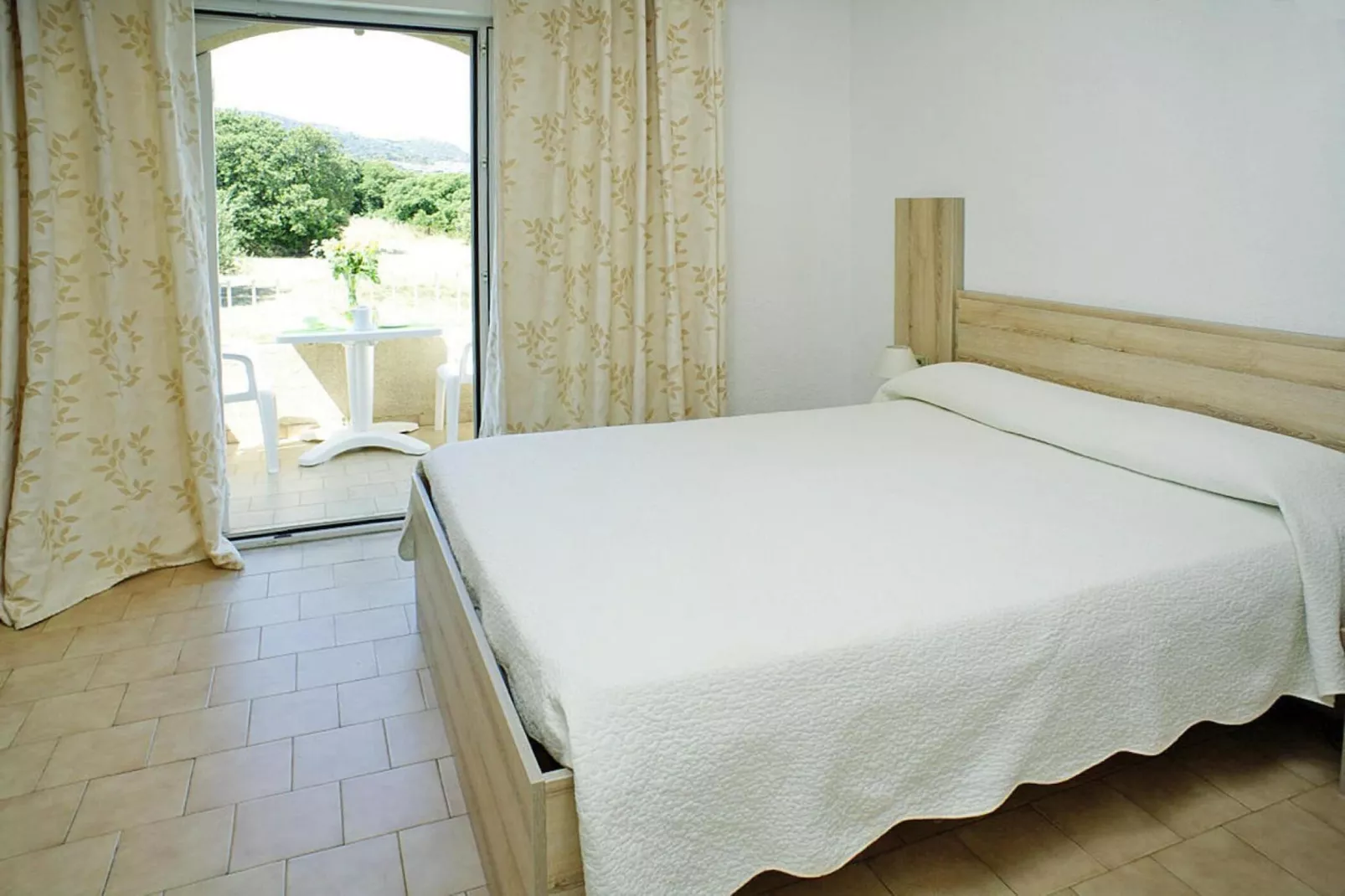 Apartments Motel Le Vieux Moulin Ile Rousse // 2pc4 -Apt 4 pers rez-de-chaussée-Bedroom