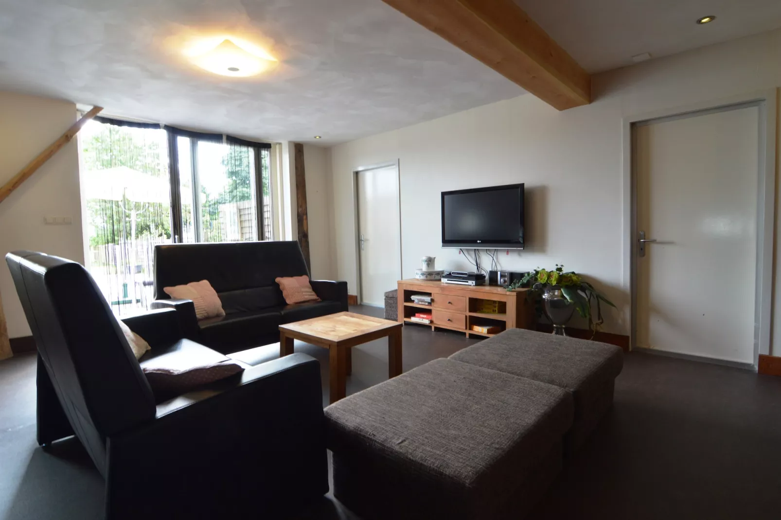 Wapse-Living room