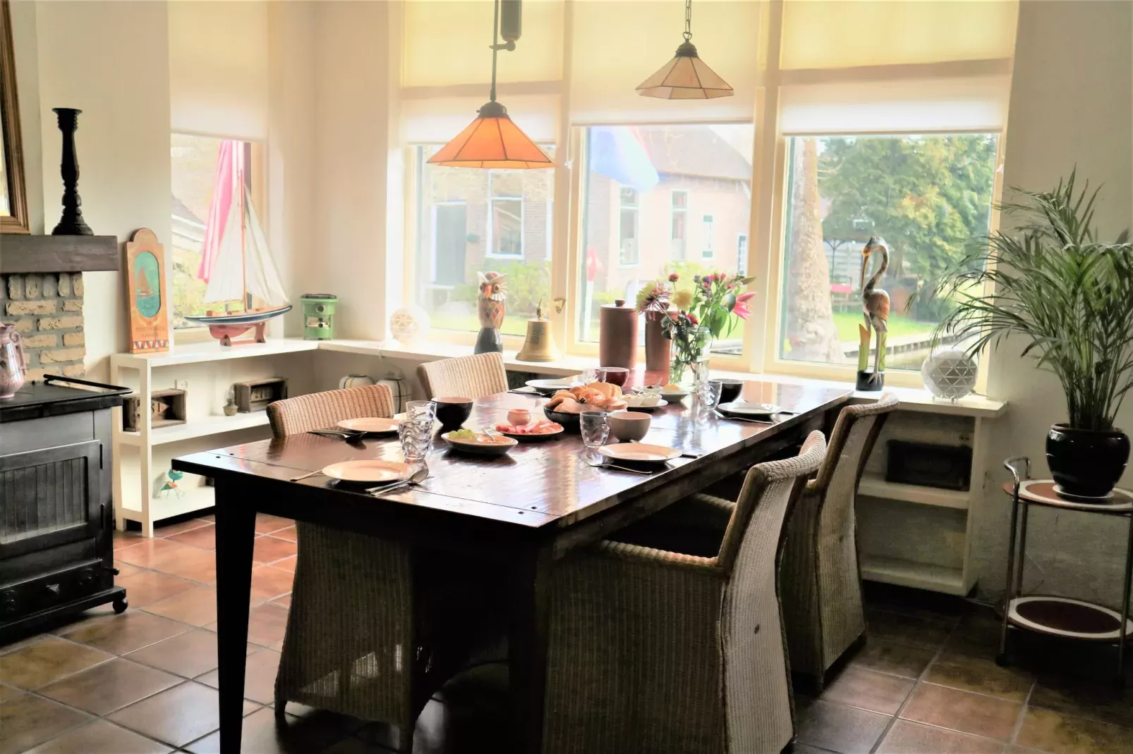 Logies Paal 4 Giethoorn-Dining room