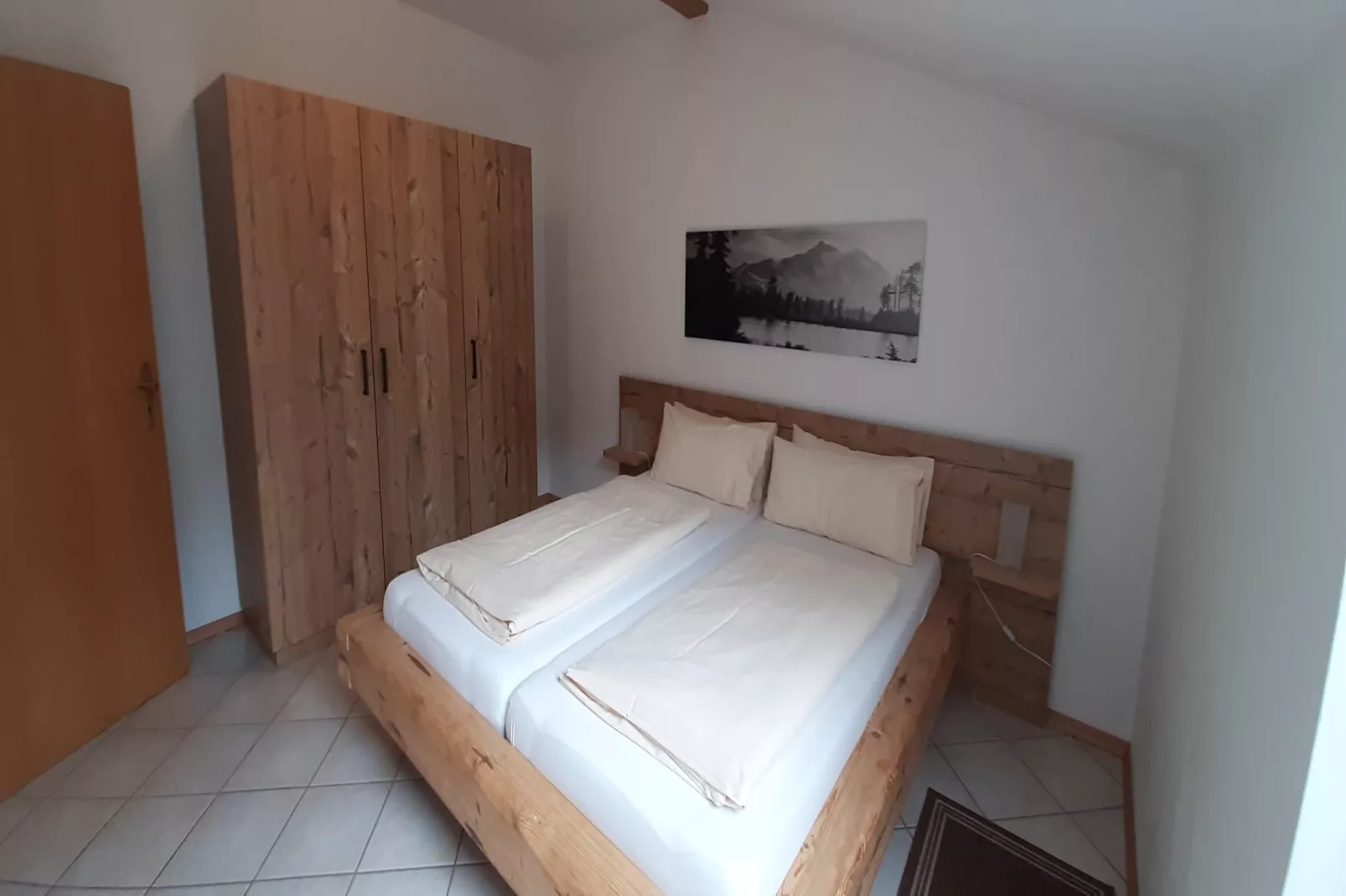 Ferienwohnung im Haus Schönbrunn-Bedroom