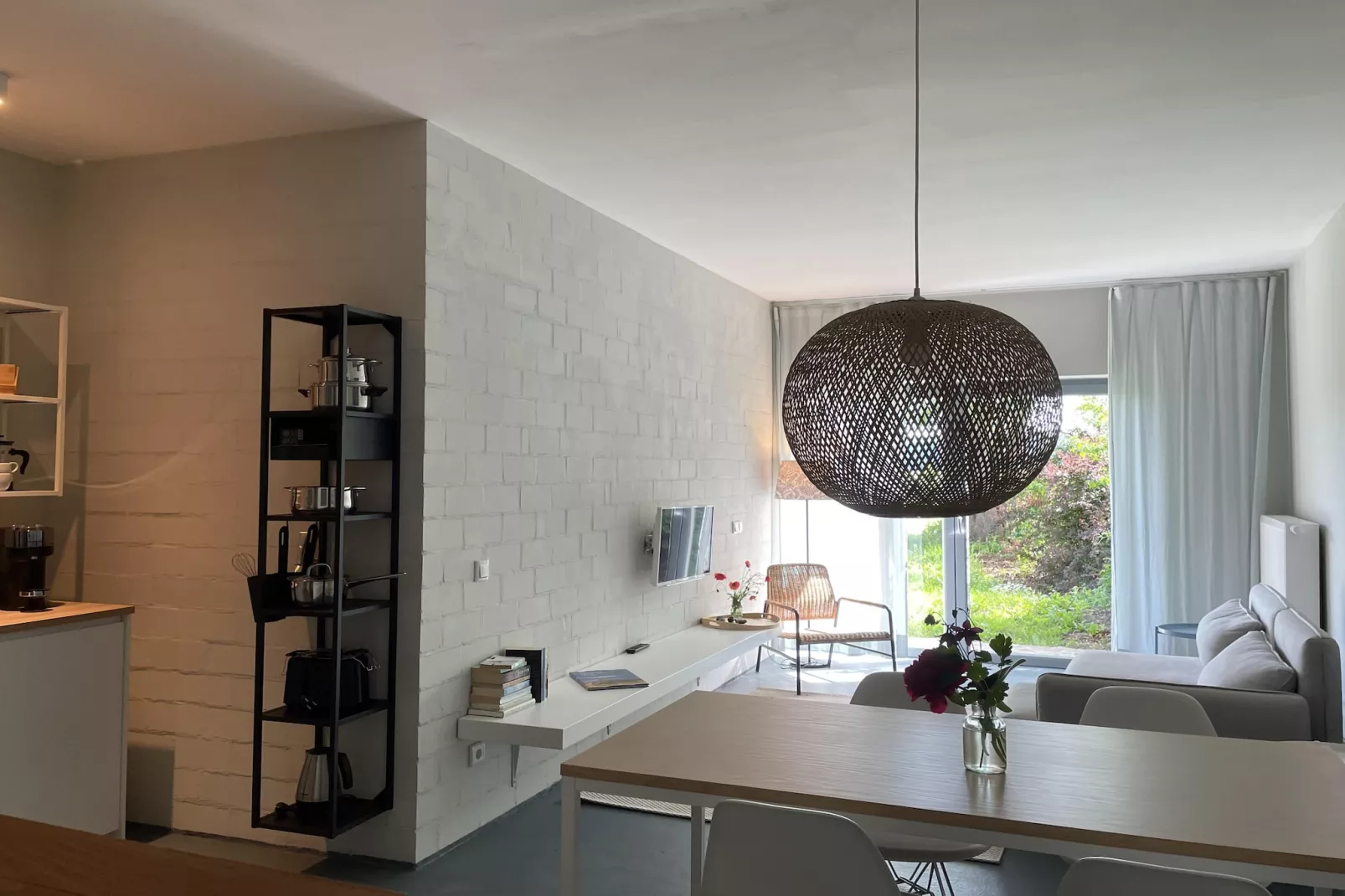 Gepflegte HofWohnung 2-Living room