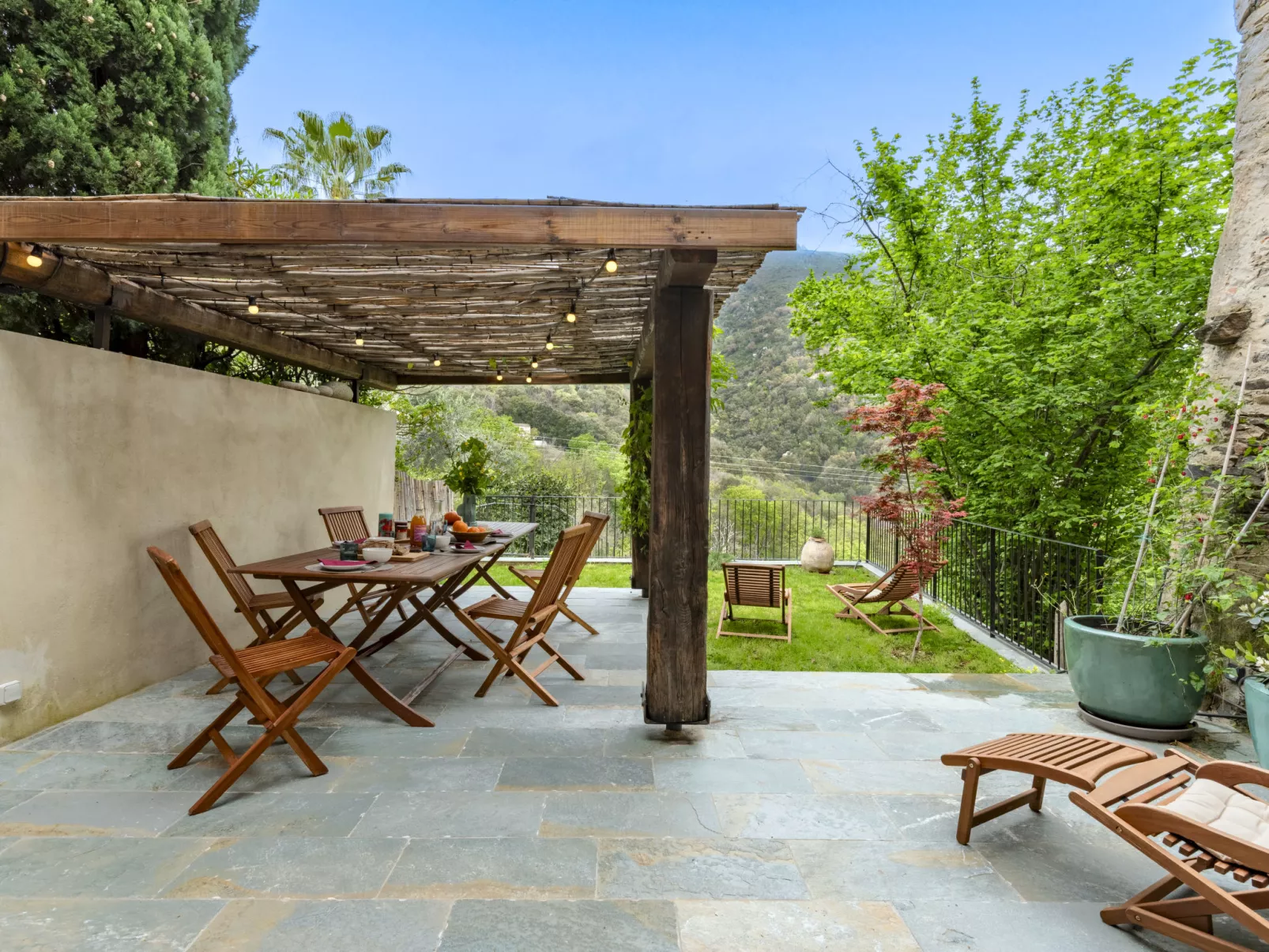 Casa Serena-Outside
