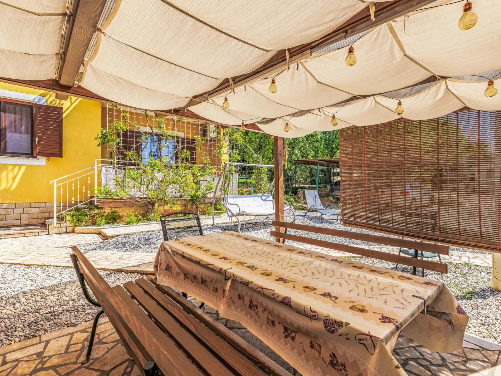 Apartmani Amaii-Draußen