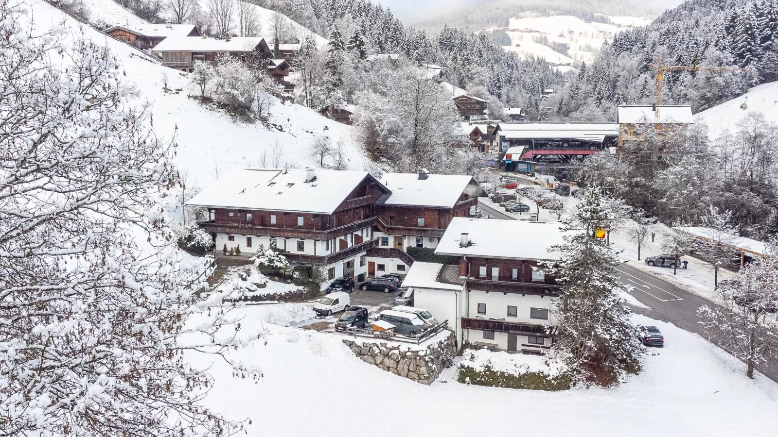 Zellner Top 4 und 5-Außenbereich Winter