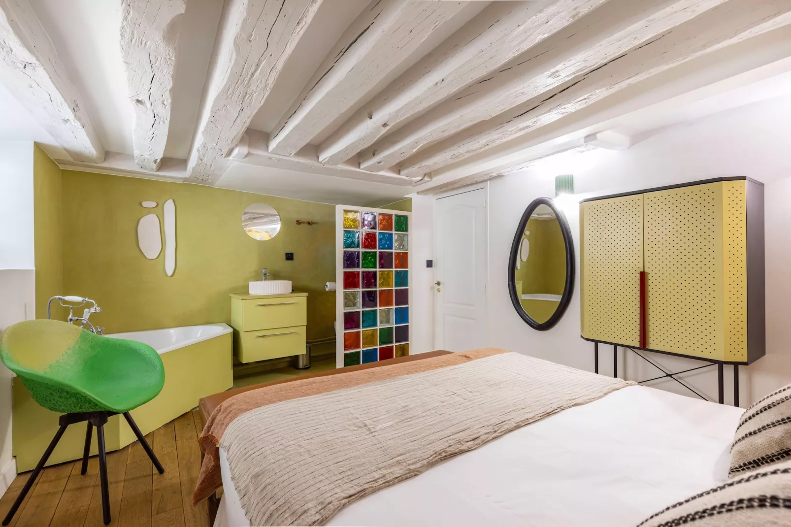 EC-14-ROUSSEAU-G-Schlafzimmer