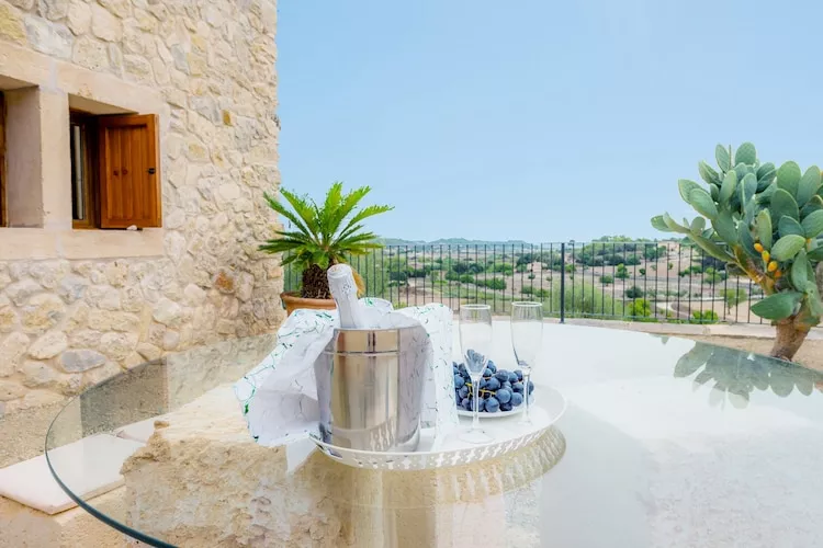 Sa Serra-Exterior summer