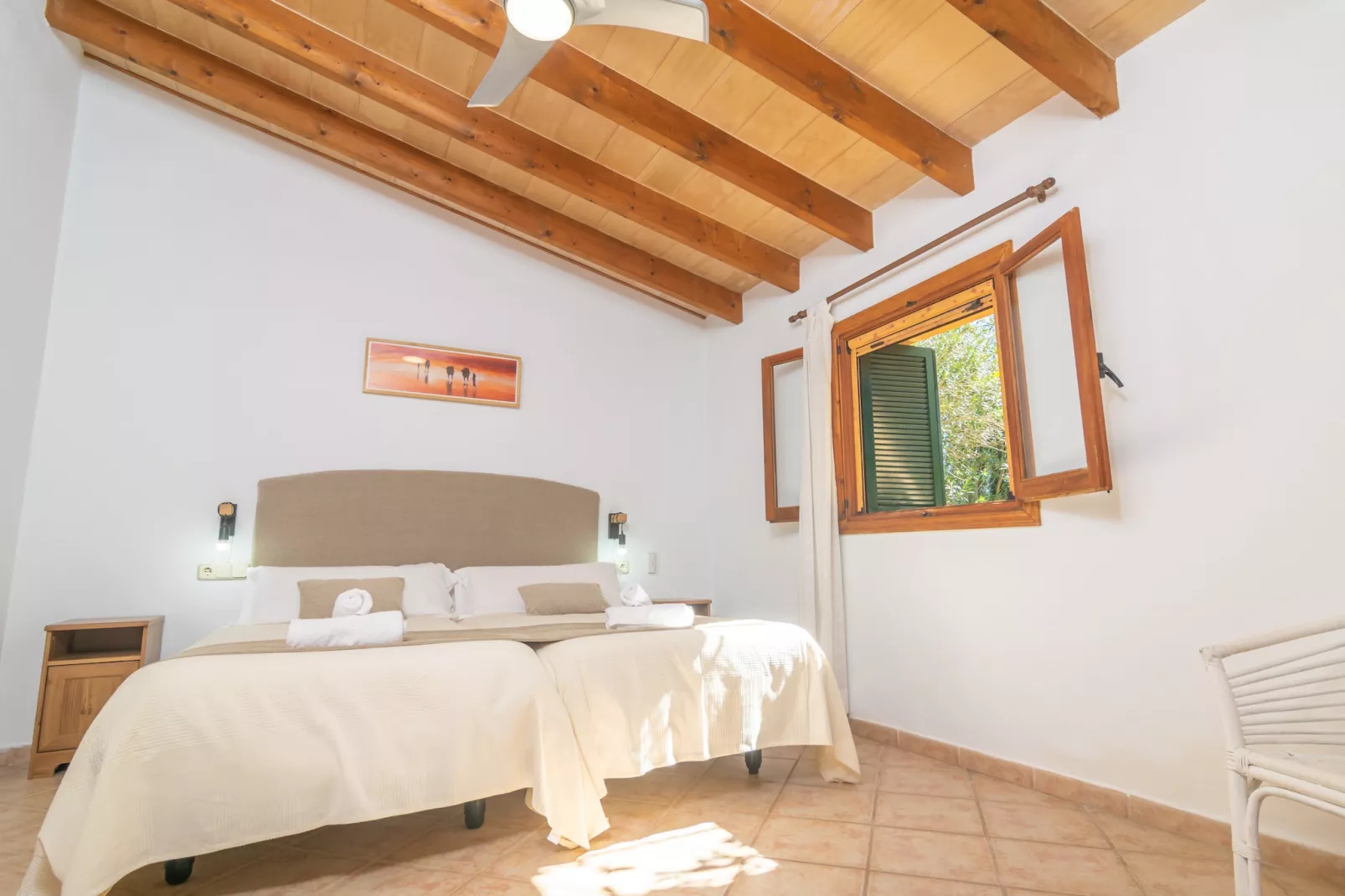 Can Rafalino-Schlafzimmer