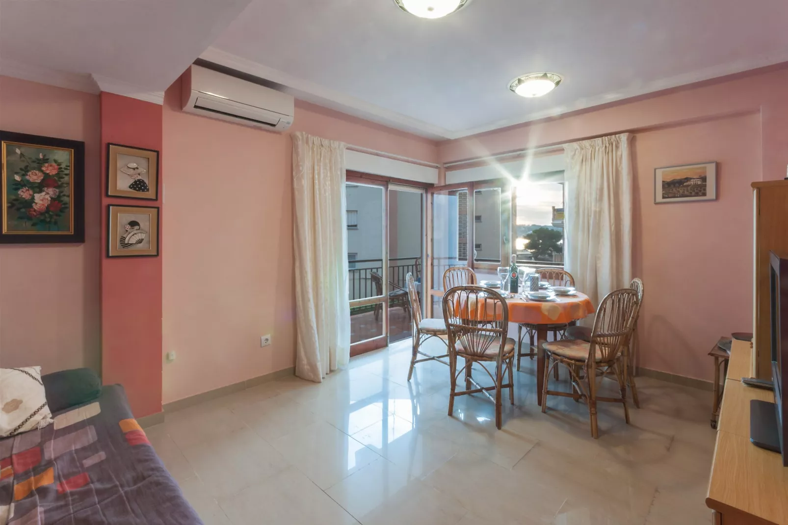 Sirena-Living room