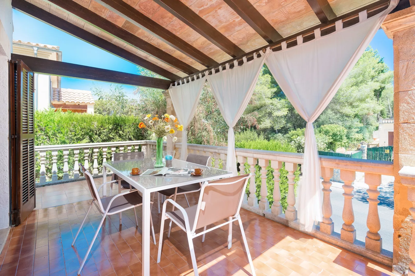 Can Caimari-Terrace balcony