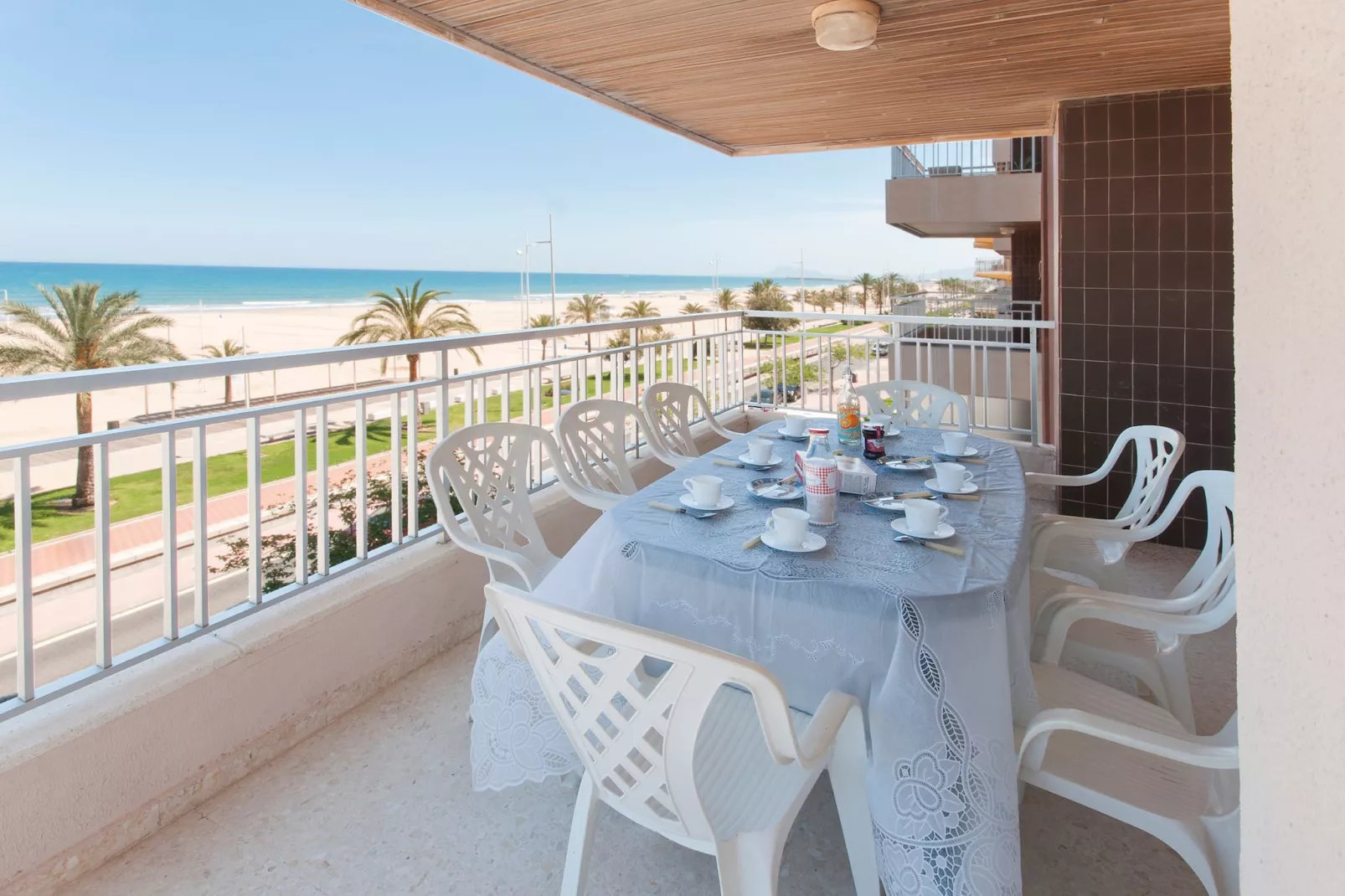 Piropo-Terrace balcony