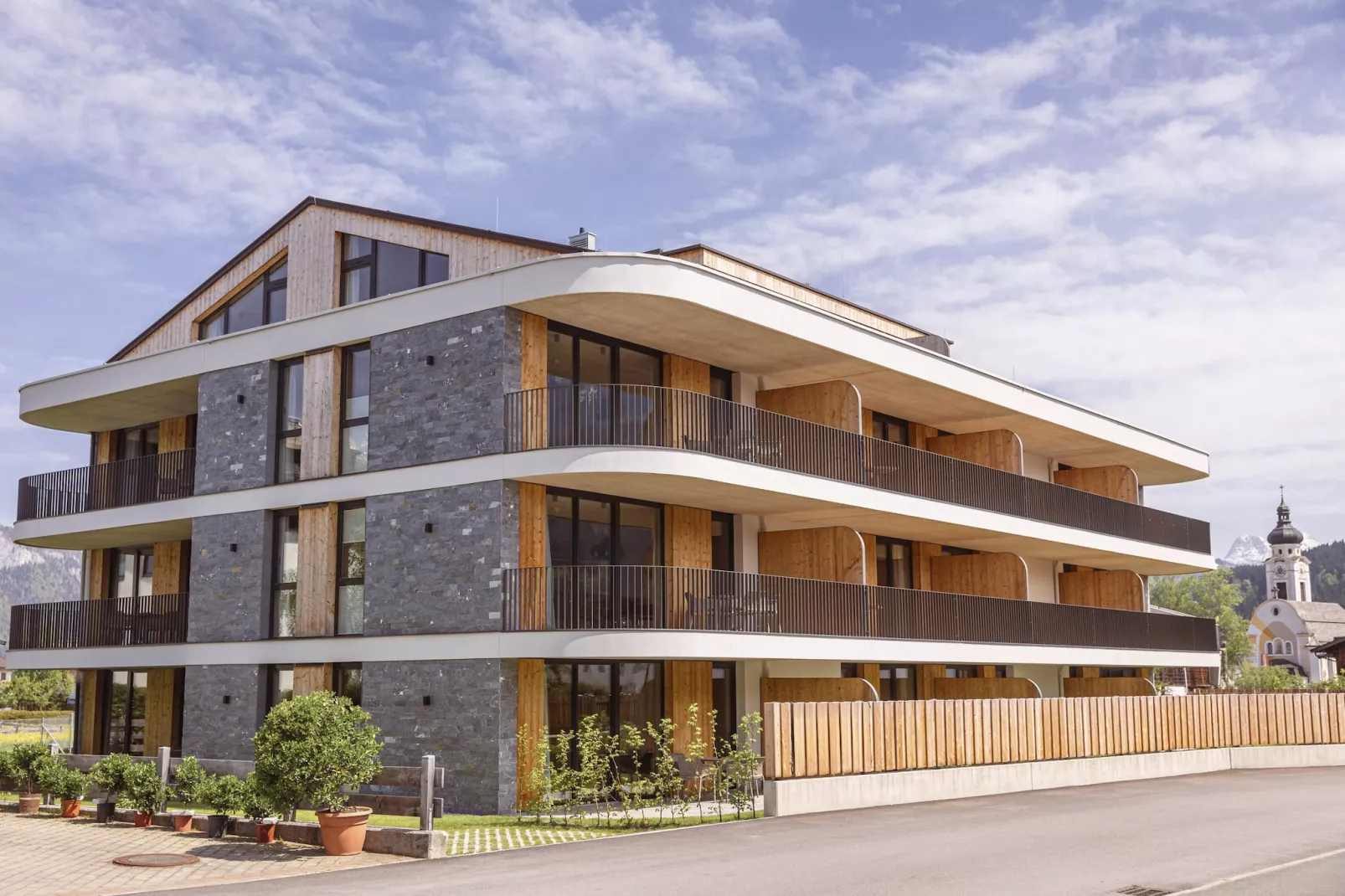 Kitzbühel Suites 4-Exterior summer
