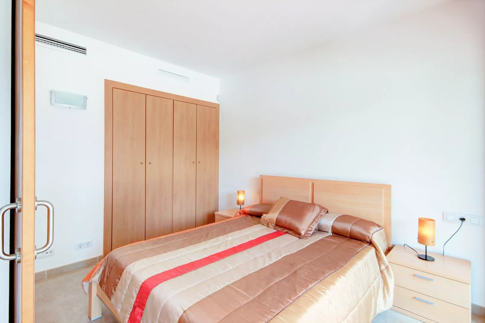 MARINES MESTRAL Bjs 8 Roses-Schlafzimmer