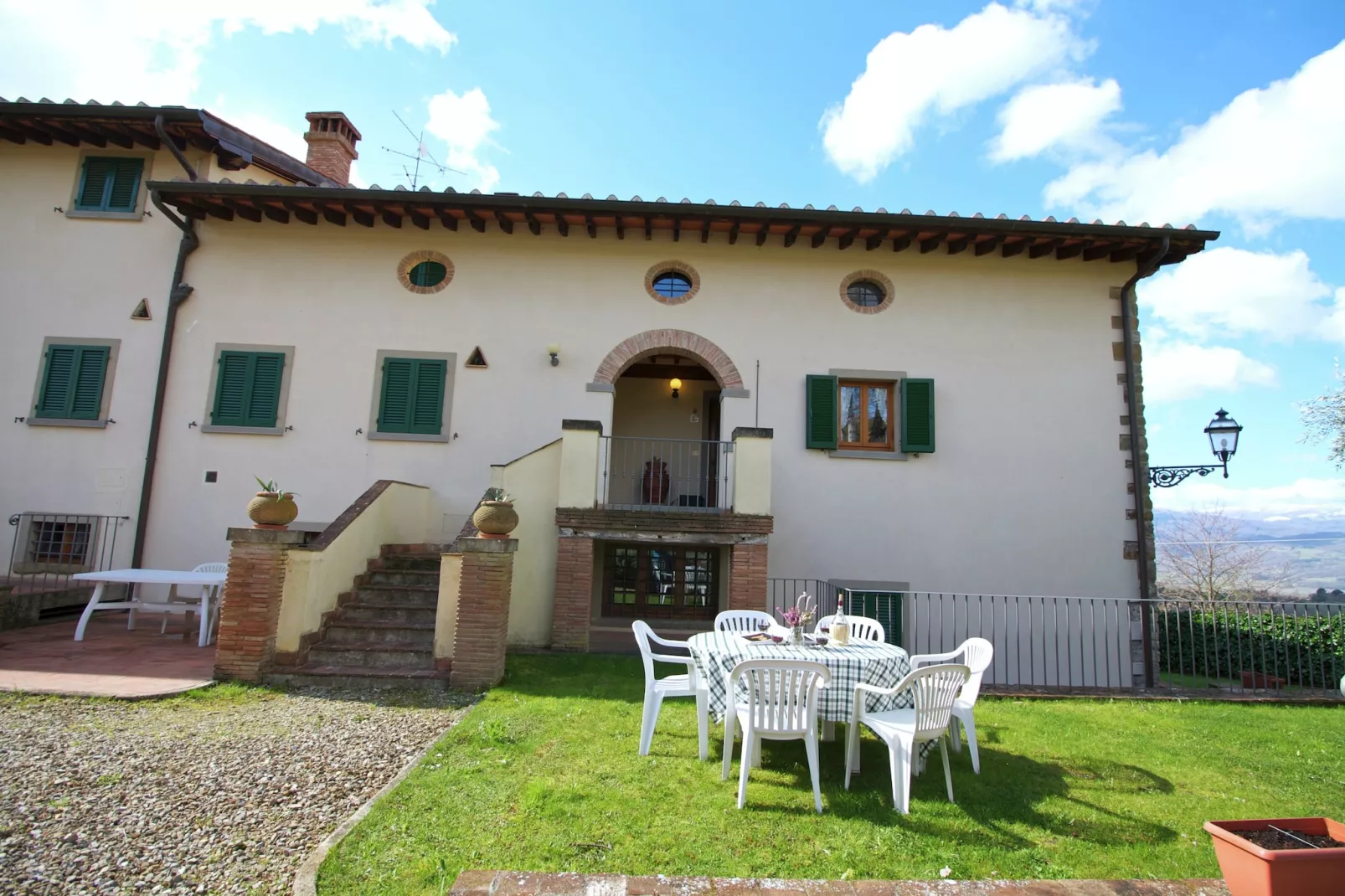Il Noce-Exterior summer