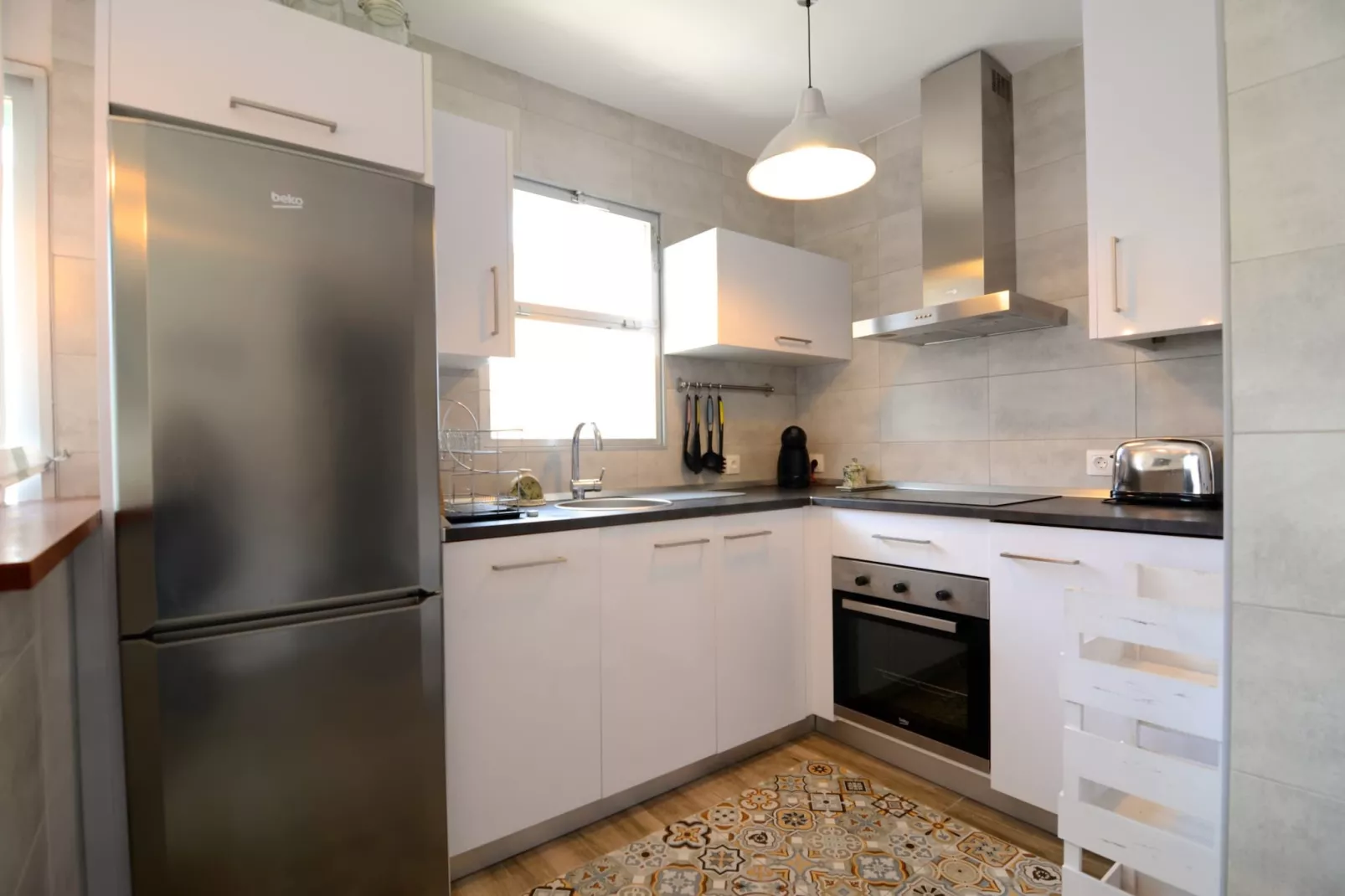 OMEGA 5 1-D-Kitchen