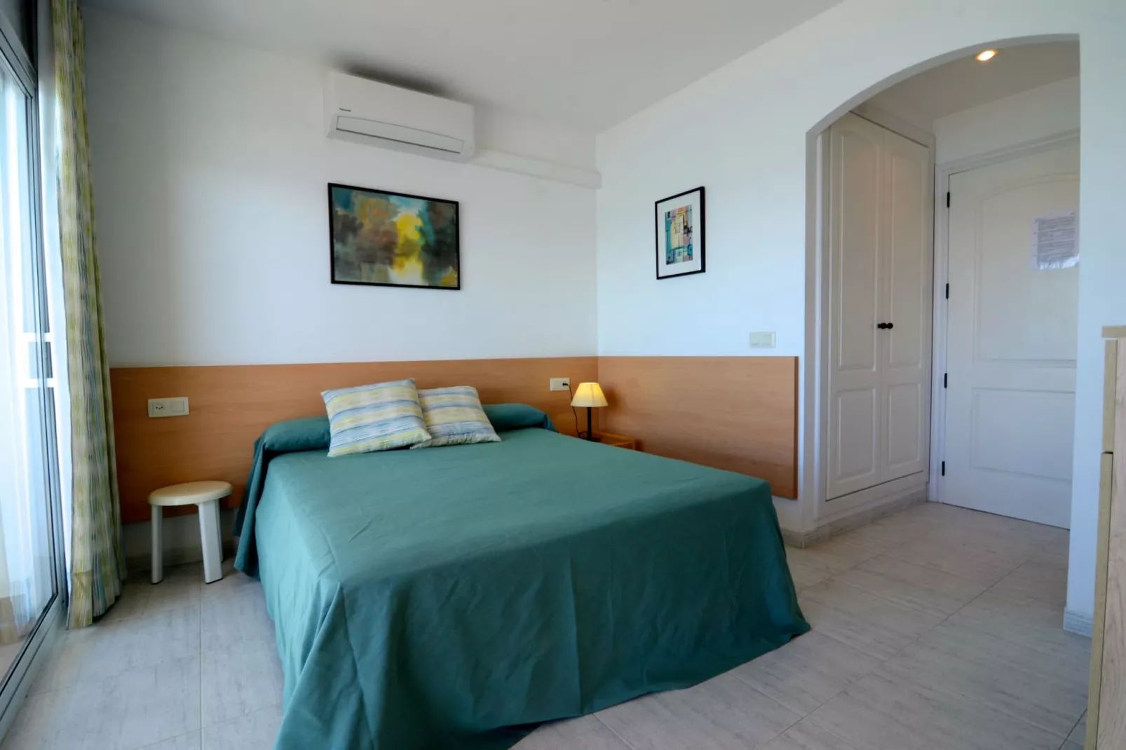 TREPUTXELL 1-1-Bedroom