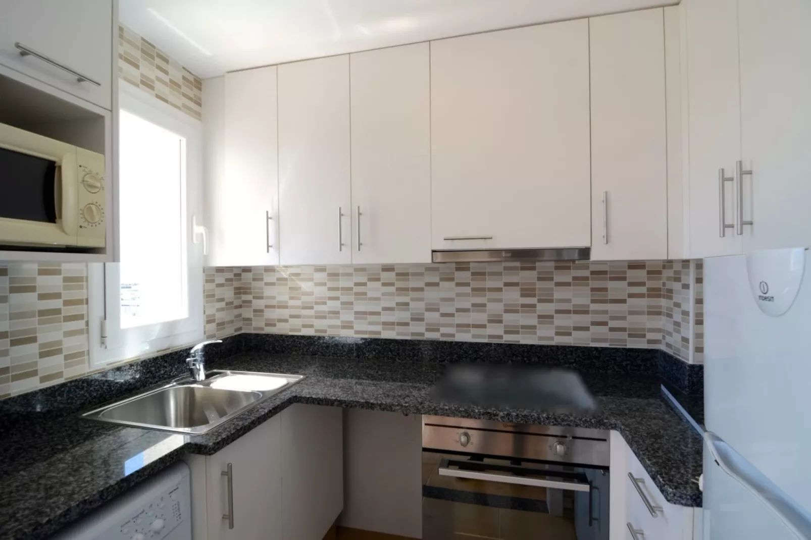 APARTAMENT ARTS 2-Kitchen